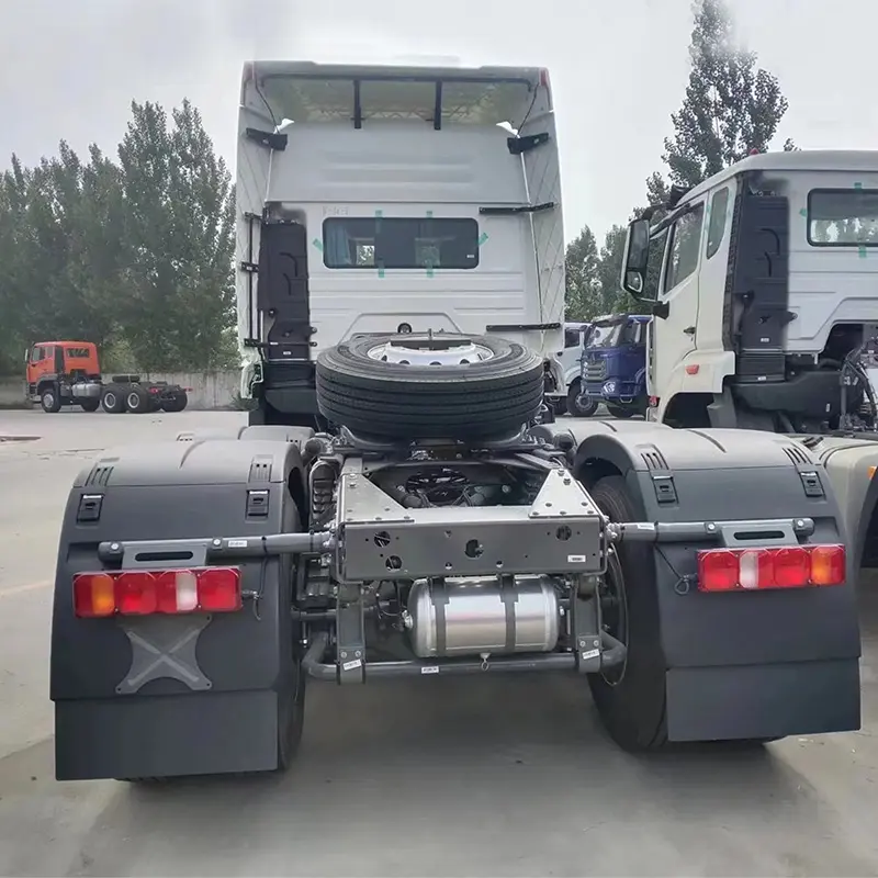 Sinotruk HOWO Nx 6X4 Tractor Truck manufacturers