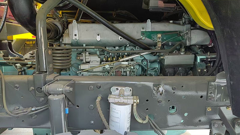 sinotruk howo 8x4 dump truck 