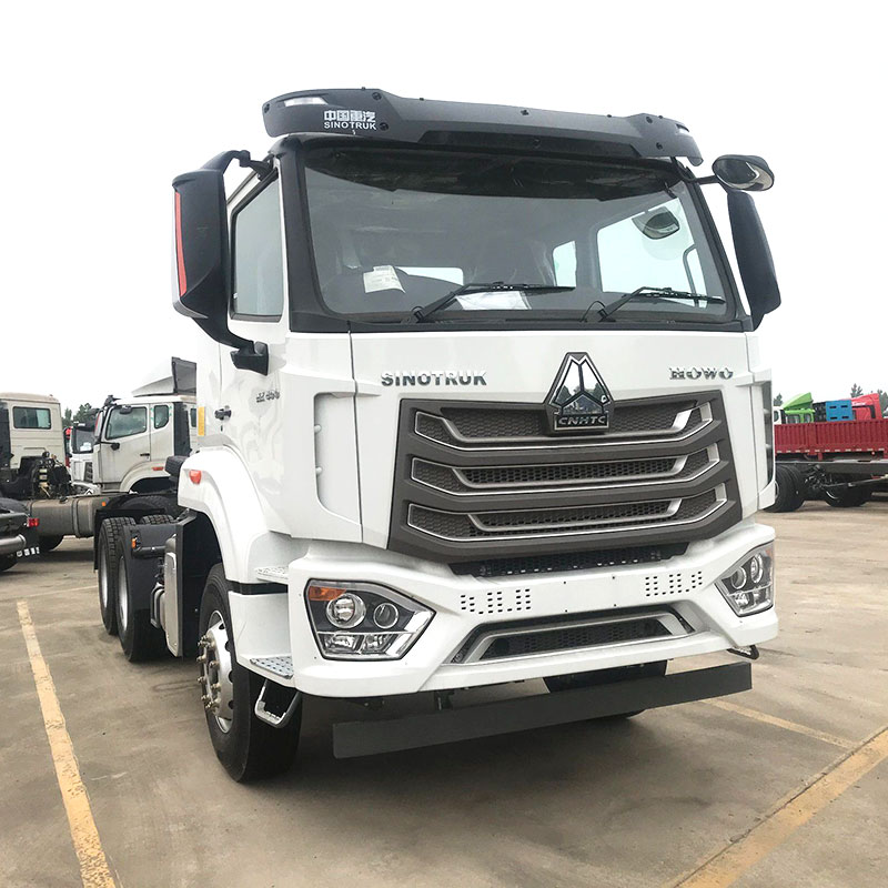 Sinotruk Howo NX Tractor Head 