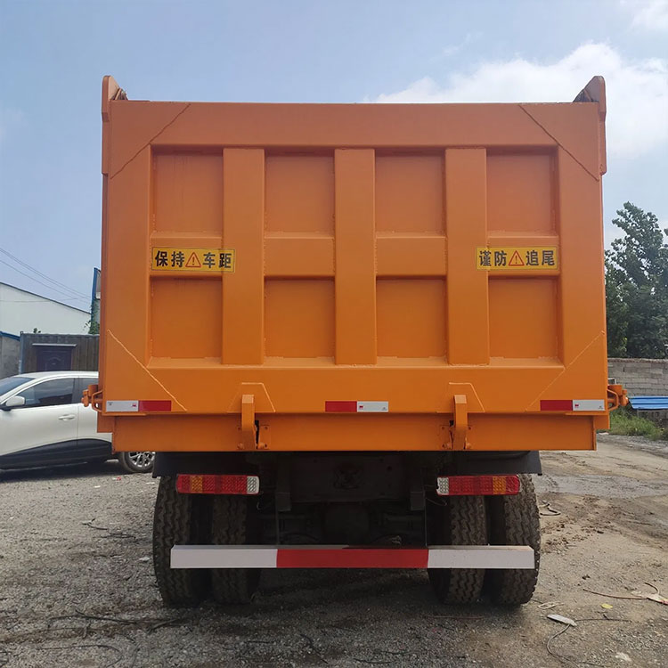 6x4 شاحنة شاكمان تفريغ