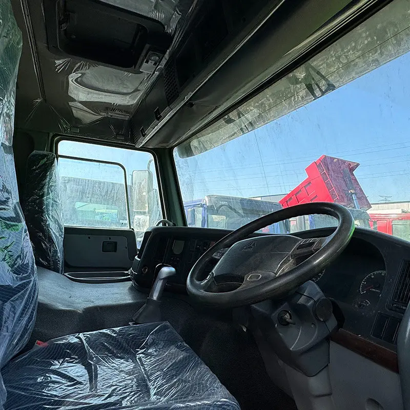 Howo 8x4 12 Wheeler Dump Truck