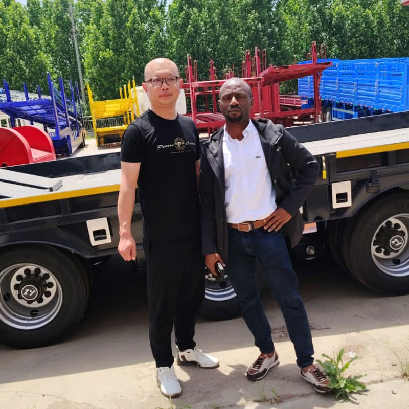 عملاء ساحل العاج.jpg