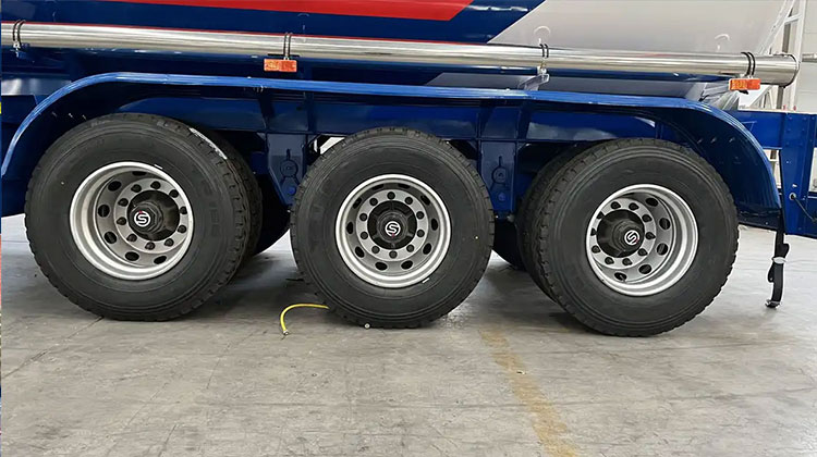 42000 لتر مقطورة ناقلة الوقود