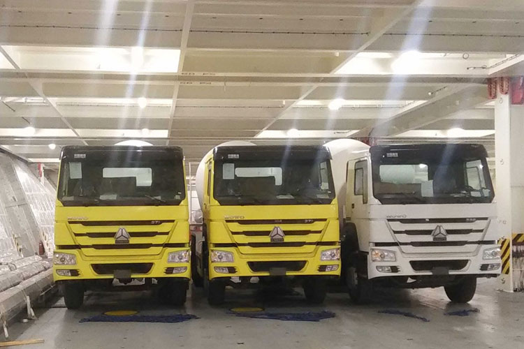 Caminhões basculantes Howo usados