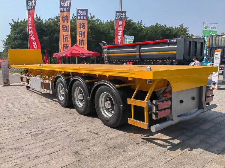 Flatbed semi-trailer